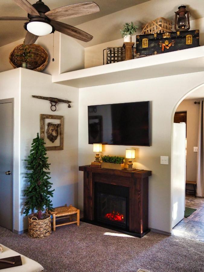 Villa Pine Ridge Florissant Exterior foto